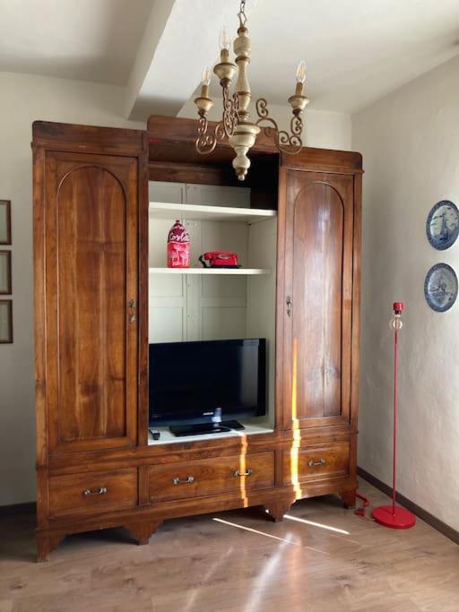 Casa Nina, Intero Appartamento 포르나치 디 바르가 외부 사진